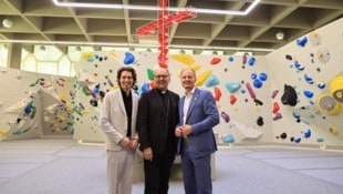 Johanna Birbaumer Gemeinsam mit Bischof Hermann Glettler und Innsbrucks Bürgermeister Johannes Anzengruber (re.) ...