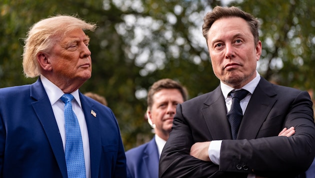 US-Präsident Donald Trump und SpaceX-Chef Elon Musk bei einem Treffen mit KI-Firmenbossen beim ...
