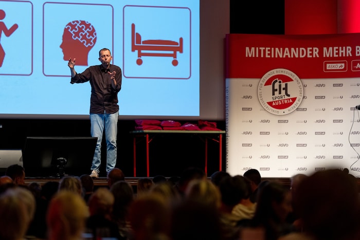 Das Gesundheitskabarett von Ingo Vogl war unterhaltsam und lehrreich zugleich.