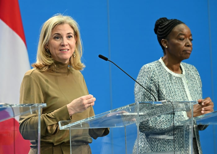 Außenministerin Beate Meinl-Reisinger und Monica Juma