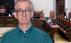 Nach Florian Teichtmeister muss sich nun „Gunkl“ im Großen Schwurgerichtssaal verantworten.