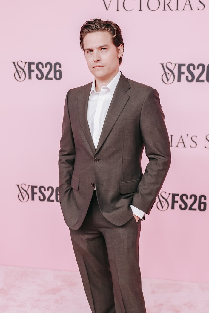 Dylan Sprouse bei der Victoria‘s Secret Show 2026: Kurz darauf enthüllte er sein ...