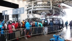 Als Instrument gegen Überfüllung kann sich  ein System mit Zeit-Slots vorstellen.Tirol ...