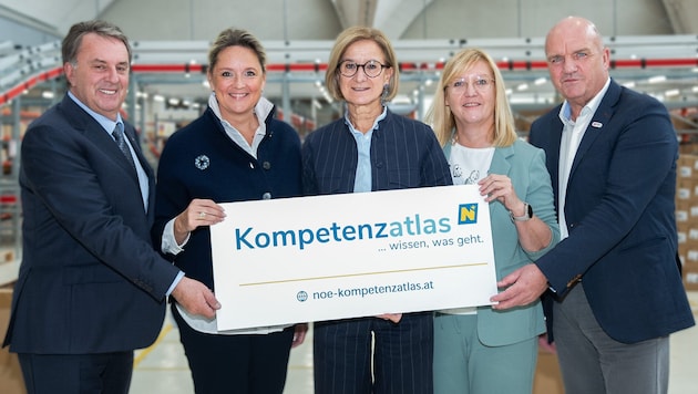 Präsentation der neuen Website „NÖ Kompetenzatlas“: WK-Präsident Wolfgang Ecker, Landesrätin ...
