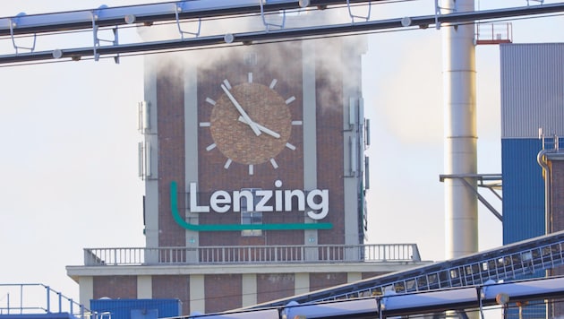 Die Lenzing aus OÖ schrieb zuletzt 2,6 Milliarden Euro Umsatz.
