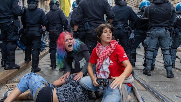 Italiens Regierung hat mit einem eigenen Straftatbestand für die Beteiligung an gewaltsamen ...