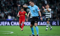 Der schottische Schiedrichter sorgte beim LASK-Sieg für mehrere Aufreger.