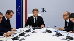 Frankreichs Regierung schaltet den Geheimdienst ein, um die Proteste vom vergangenen Wochenende ...
