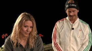 Beim ersten „Rein-Raus-Spiel“ kommt es für Simone Lugner und Alexander Schneller im „Forsthaus ...