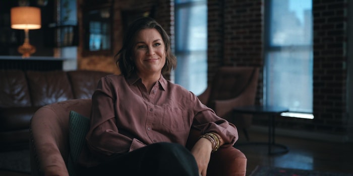 Auch in der Netflix-Doku „The One About Matthew Perry“ kommt seine Schwester Mia Perry Bowick zu ...