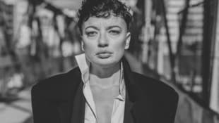 Am 23. Oktober präsentiert Phoebe Violet ihr neues Werk „Tomorrow“ im Wiener Porgy und Bess.