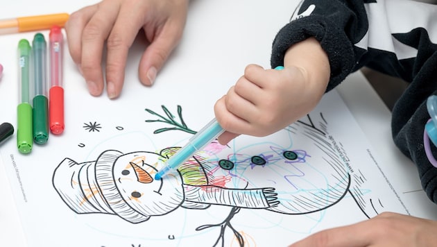 Laut einer Grazer Studie sind Kinder weniger kreativ als Erwachsene, aber zuversichtlicher und ...