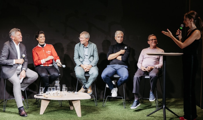 Podiumsdiskussion in Ried: Team-7-Eigentümer Georg Emprechtinger, Regisseurin Alexandra Liedtke, ...