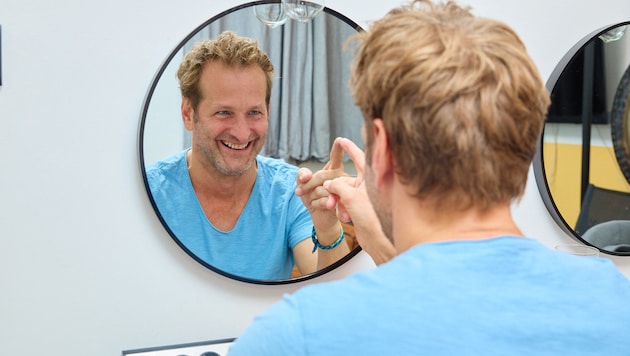 Er ist streng, wenn es um das Thema „Handy“ geht: Kabarettist und Ex-Lehrer Andreas „Professor“ ...