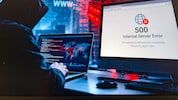 PHP sorgt beispielsweise dafür, dass Inhalte dynamisch angezeigt, Formulare verarbeitet oder ...