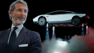 Lamborghini-Chef Stephan Winkelmann und Teslas „Düsen-Lambo“, der Roadster.