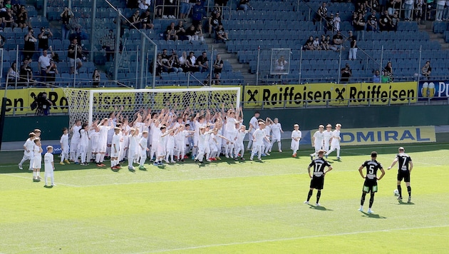 Dieser Elfmeter stellt selbst Sturm-Legende Mario Haas vor eine Herausforderung.