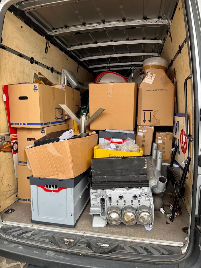 Dreimal musste der Transporter von Kroisbach nach Deutschland fahren, so umfangreich war ...