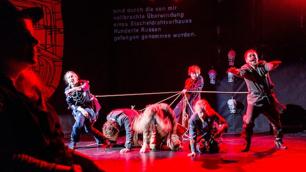 „Rattensturm“ beim klagenfurter ensemble.