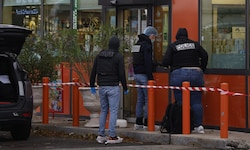 Akribisch untersuchte die Polizei den Tatort.
