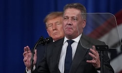 Audi-Chef Gernot Döllner bei einer Wahlveranstaltung von US-Präsident Donald Trump