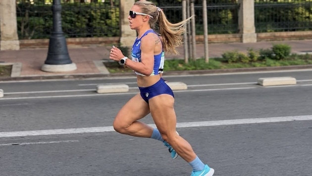 Julia Mayer