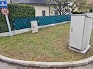 Durch die Wucht der Explosion wurde die Metallaußenhülle verbogen.