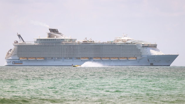 Die Oasis of the Seas musste ihren Kurs ändern – statt ins warme Paradies ging es ins kalte ...