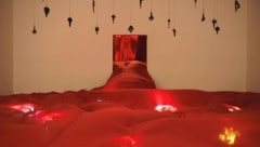 Im Bauch des Wals: „Pinocchios Casino“, preisgekrönter Biennale-Beitrag, ist in Prag wieder zu ...