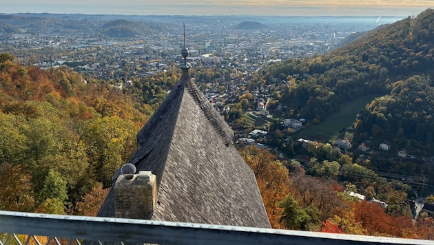 Ein traumhafter Ausblick von der Burgruine aus – doch die Freude ist getrübt!