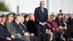 Van der Bellen bei der Angelobung der Rekruten am Heldenplatz am Nationalfeiertag