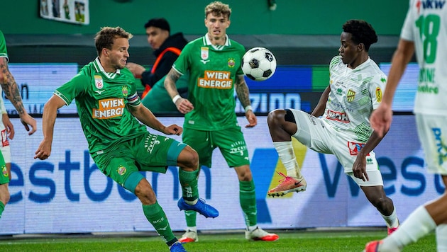 Für Seydou Diarra (r.) und seine Teamkollegen gab es gegen Rapid nichts zu holen.