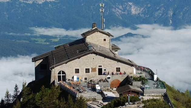 Hitler selbst kam nur selten her: Jetzt brannte der als Berggasthof genutzte Aussichtspunkt ab.