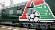 Wegen der Attacken sei der Zugverkehr in der Region vorübergehend eingestellt worden.