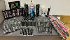 Die Polizei hat 254 pyrotechnische Gegenstände sichergestellt.