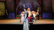 Carina Tybjerg Madsen als Chansonette Sylva Varescu