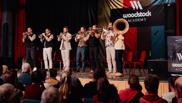 Drei Orte, zwei Bundesländer: Musik und der Wolfgangsee werden zum verbindenden Element bei der ...