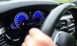 Der Raser war mit 224 km/h unterwegs (Symbolbild)