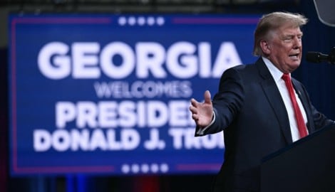 Selten war ein US-Präsident für die eigene Partei ein solcher Klotz am Bein, wie Trump, doch die ...