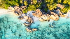 Die rund zehn Quadratkilometer große Insel La Digue liegt etwa 45 Kilometer nordöstlich der ...