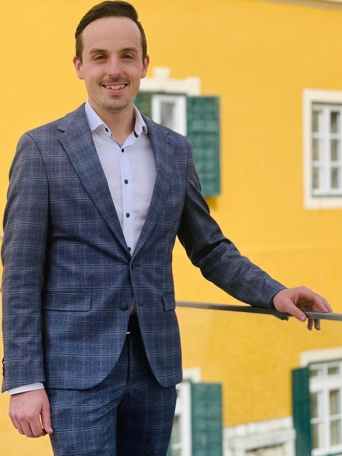 Auch Direktor Thomas Haslauer startete 2015 seine Ausbildung im Fünf-Sterne-Schlosshotel.