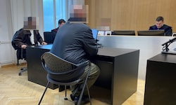 Ein angeblicher Spanner sorgte im Sommer für erhitzte Gemüter, dann flogen auch schon die ...