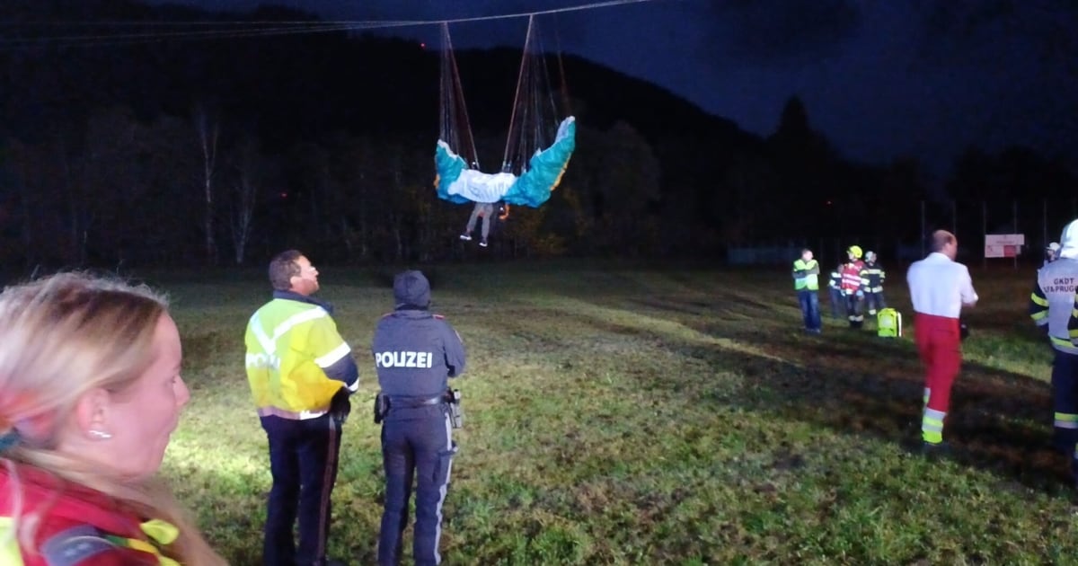 Image accompanying Einsatz im Ennstal - Paragleiter kam in Stromleitung: Blackout!, from Kronen Zeitung