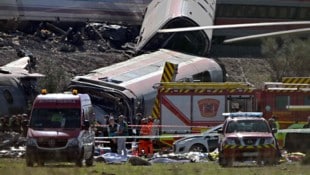 Zwei Hochgeschwindigkeitszüge kollidierten in Spanien – beim Unglück kamen Dutzenede Menschen ...