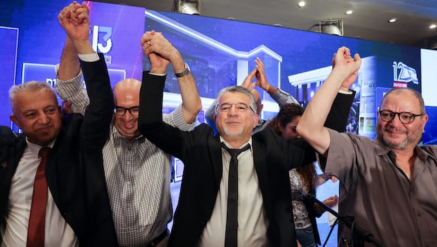 Yousef Jabareen (m.), Chef des arabischen Parteibündnisses Vereinten Liste, und seine ...