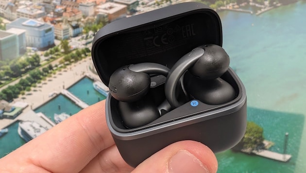 Und wie steckt man sich das nun ins Ohr? Anfänglicher Ratlosigkeit beim Test der Anker Soundcore ...