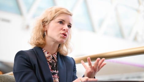 Wissenschaftsministerin Eva-Maria Holzleitner spricht im Interview mit der „Krone“ Klartext.