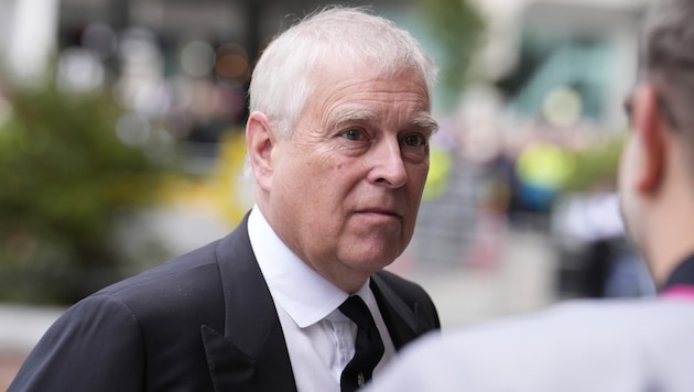 Die nachgewiesene Freundschaft zu Epstein hatte Andrew, einer der jüngeren Brüder des Königs, ...