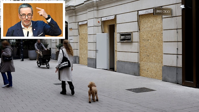 Barrikaden auch in der Wiener City: „Ist das alles noch normal?“, fragt Herbert Kickl.