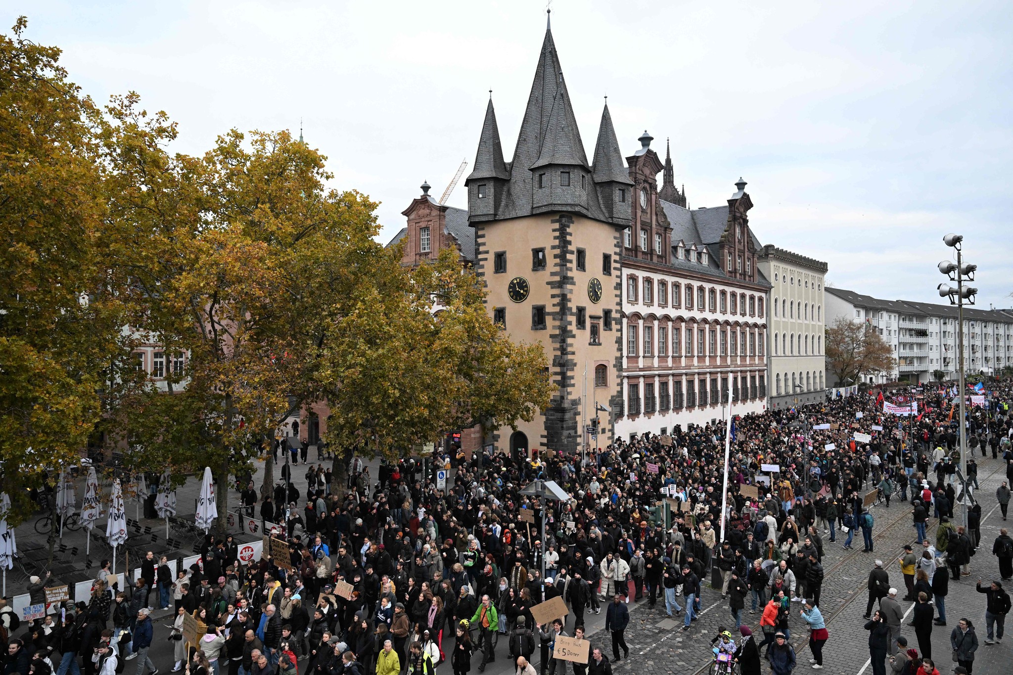 Der Protestzug in Frankfurt